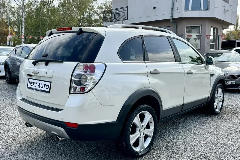 Chevrolet Captiva 2.2 VCDi 184HP AWD AUTOMATIC EURO 5A Image 5