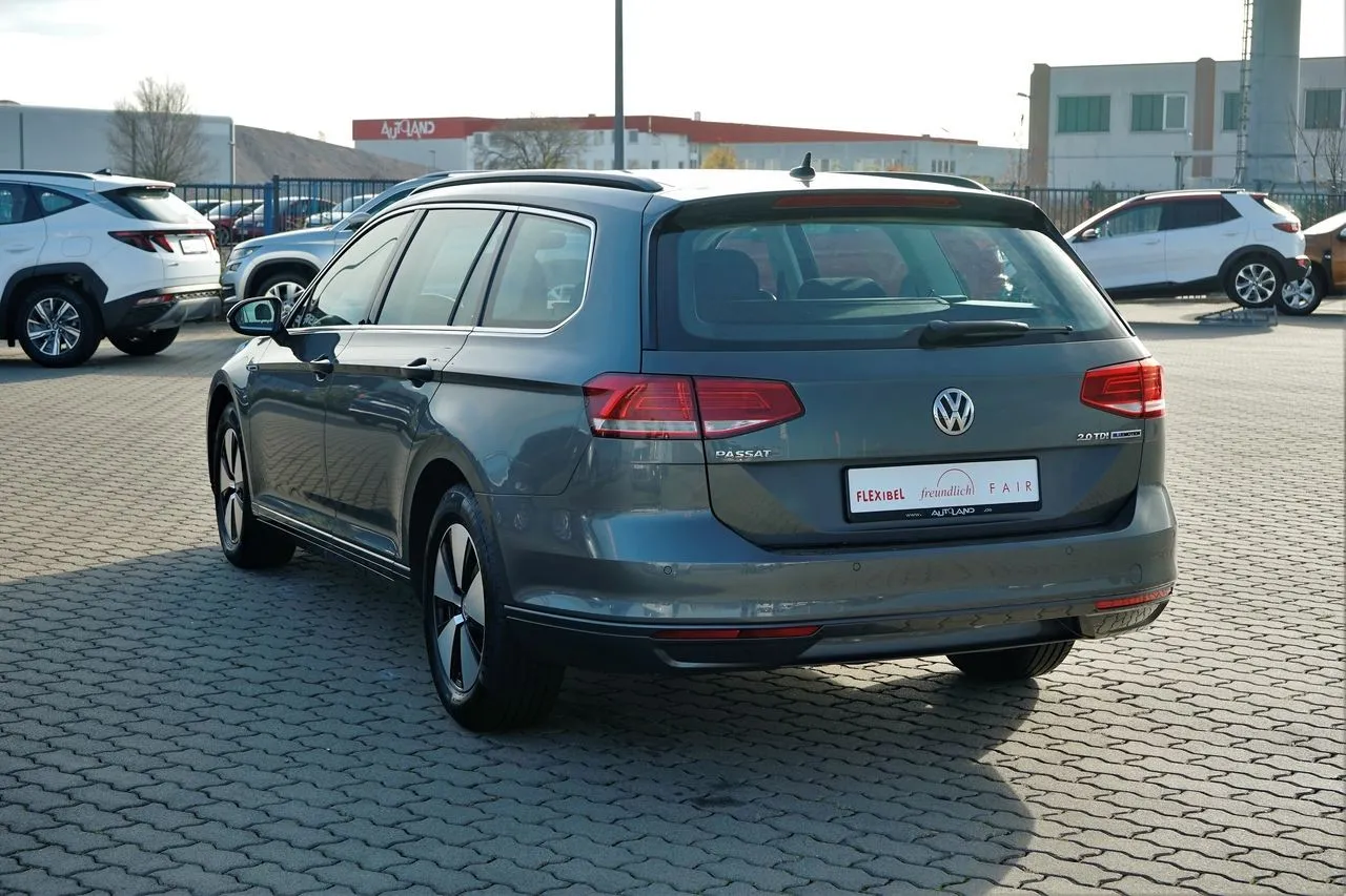 Volkswagen Passat Variant 2.0 TDI Navi LED Xenon  Image 2