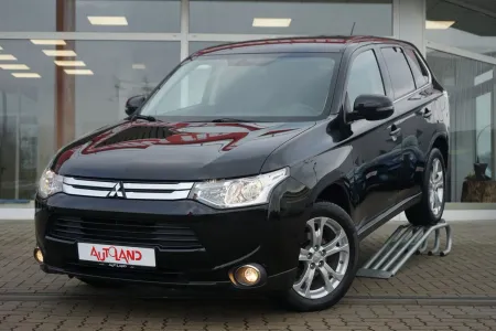 Mitsubishi Outlander 2.0... 