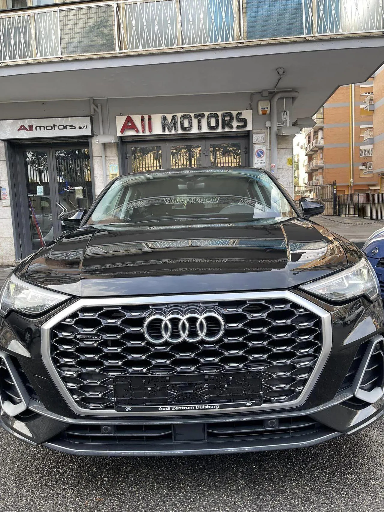 AUDI Q3 Image 2