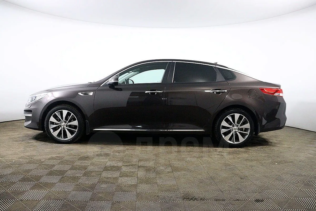 Kia Optima Image 8